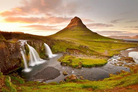 Kirkjufell mountain & waterfall