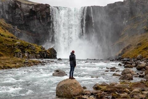 Standing in awe before the roar of Gufufoss.