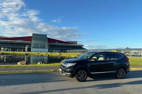 Private Airport Transfer from Reykjavík to Keflavík (KEF) Airport