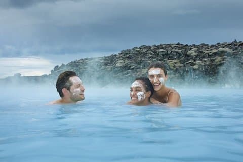 Private KEF Airport to Reykjavik with 3 hour Blue lagoon Stopover