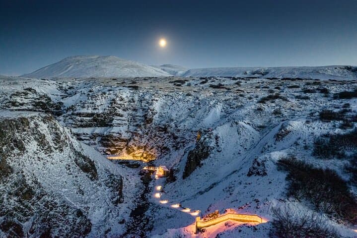 Lava Waterfalls, Sagas & Unique Canyon Baths - Small Group Tour