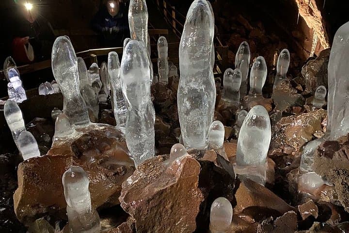 The Cave Explorer