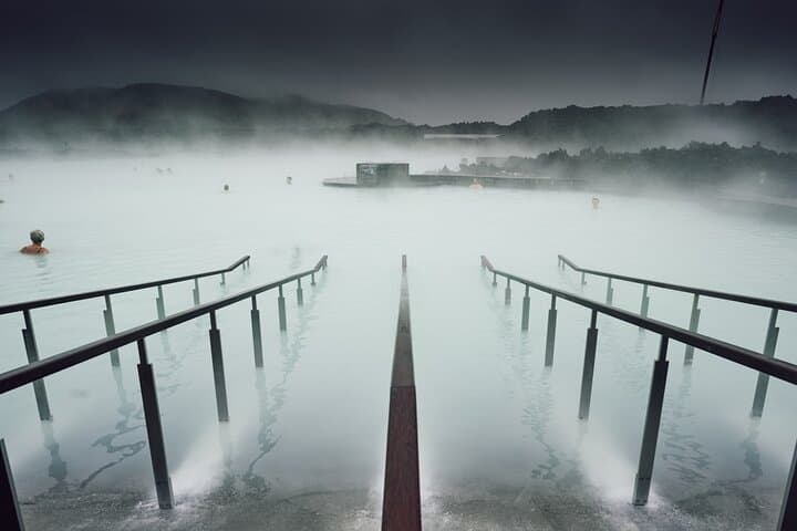 Private Reykjavík - Blue Lagoon roundtrip with 2 hours waiting at Blue Lagoon