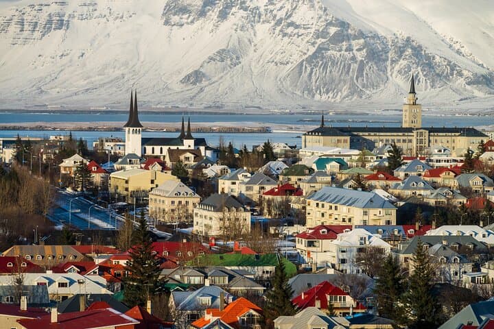 Reykjavik Scavenger Hunt & Highlights Self-Guided Walking Tour