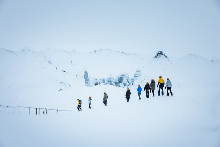 3 Hours Katla Ice Cave Tour/Meet in Vík