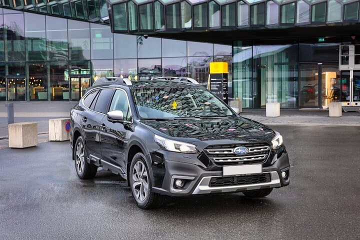 Keflavik Airport To Skarfabakki Harbour Private Transportation