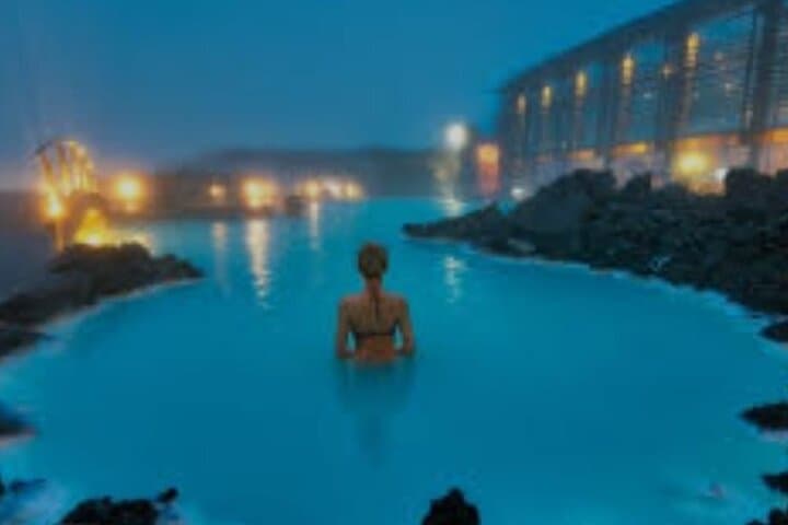 Private Luxury Transfer from Reykjavik to Blue Lagoon