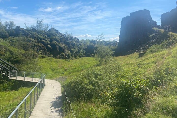 Golden Circle with Kerið Crater Premium Full Day Tour