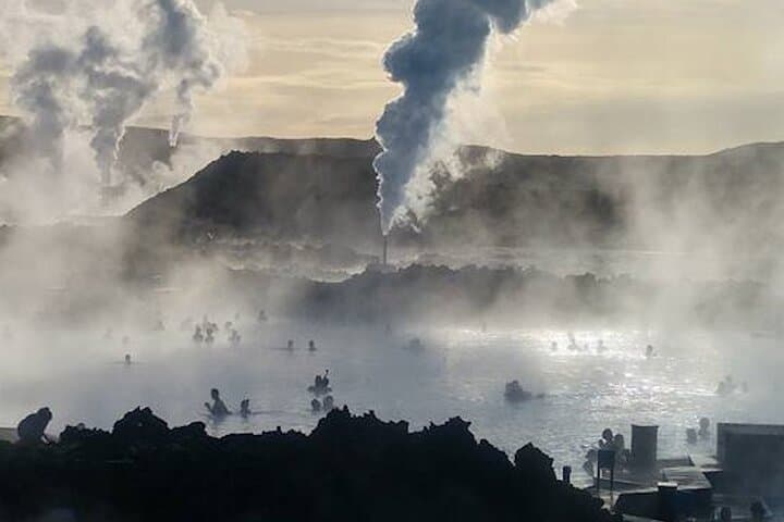 Reykjanes Peninsula Private Day Tour with Pick-Up