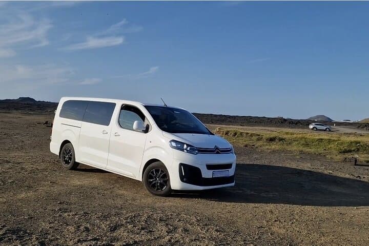 Keflavik Airport Private Transfer One Way