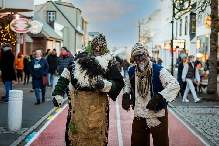 3-Hour Shared Christmas Food Tour with Guide in Reykjavik