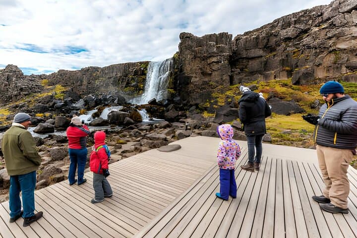 From Reykjavik: Full Day Private Golden Circle Tour in Iceland