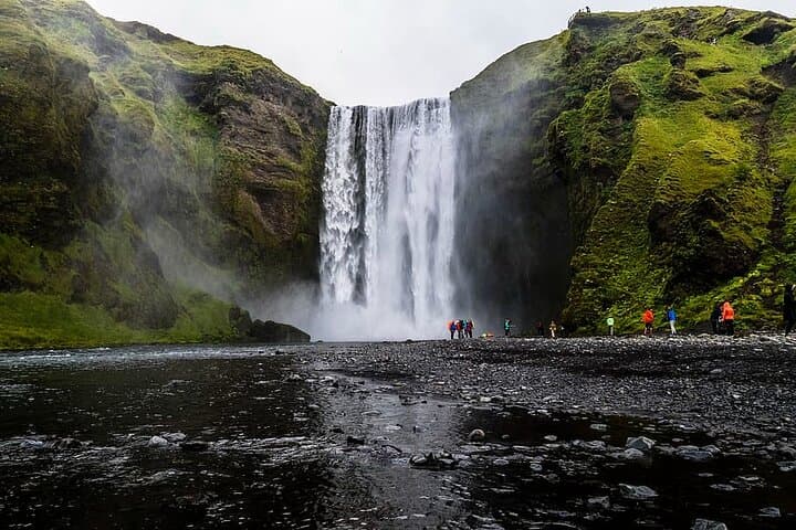 From Keflavik Airport: Private South Coast Tour in Iceland
