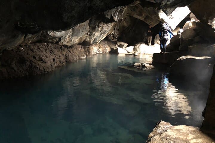 Grjótagjá cave