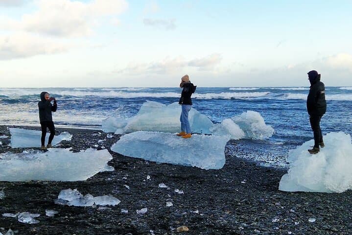 8 Days Guided Iceland Circle and Northern Lights