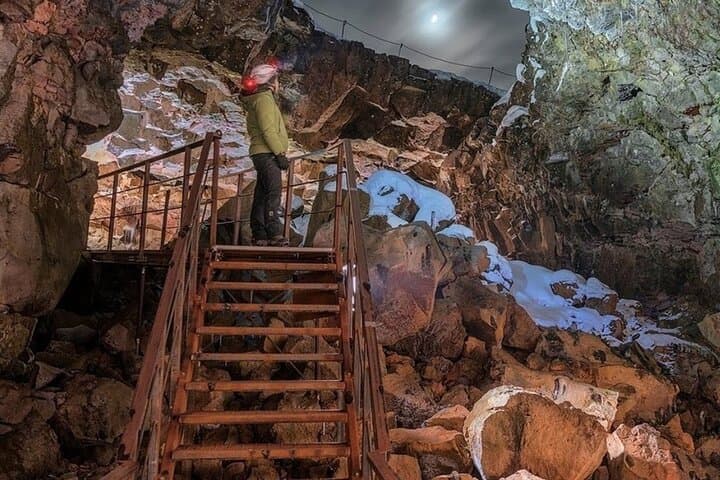 Buggy Lava Tunnel Tour
