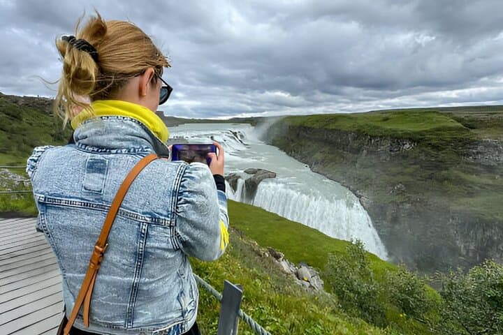Small Group: Golden Circle Tour from Reykjavik Cruise Terminals