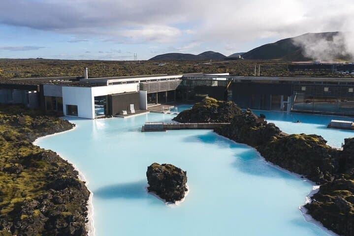Airport Ride with Blue Lagoon Stop