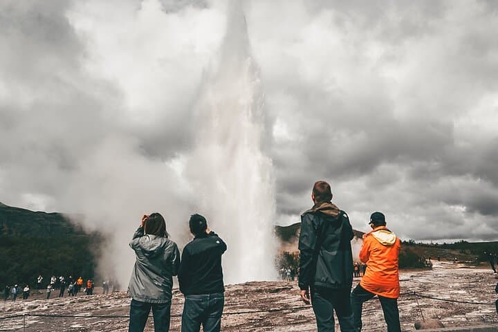 Golden Circle Small Group for Cruise Ships from Reykjavik Port