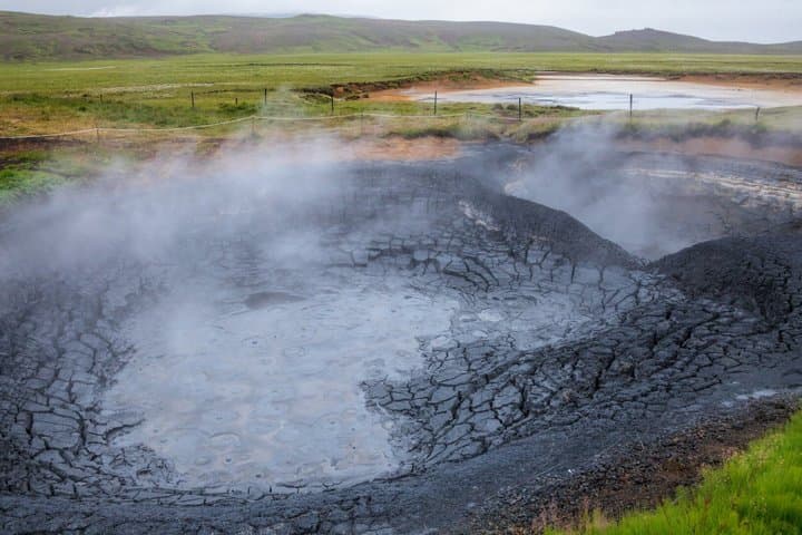 Geothermal Sprint Through Krýsuvík