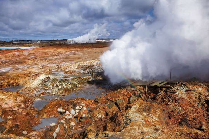 Keflavik: Reykjavik city, Blue Lagoon & Reykjanes Private Tour