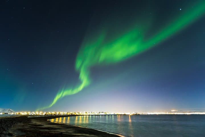 Private Shore Tour: Northern Lights by Boat from Reykjavik