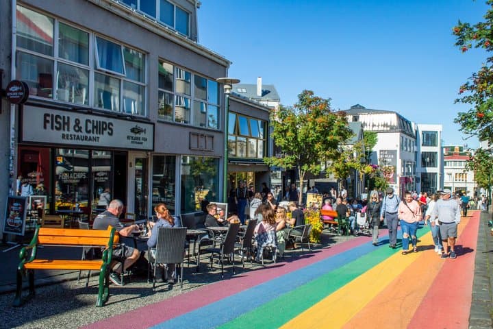Private Shore Tour: Reykjavík Food Walk with Transfer from Port