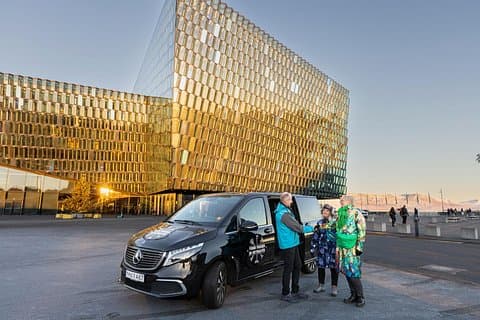 Enjoy your Private 6-Hour Airport Transfer & Tour in luxurious Tour Vehicles with amenities such as WiFi on board
