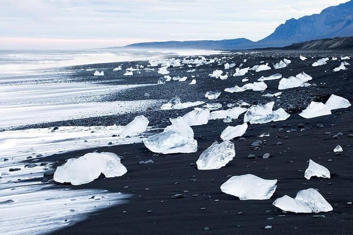 3 Days Tour - Golden Circle, Southcoast & Jökulsárlón Glacier Lagoon