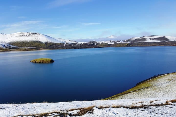 Private Superjeep Landmannalaugar and Hekla Volcano Day Trip