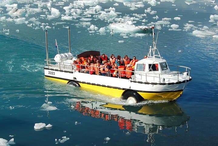 Boat on Glacier Lagoon