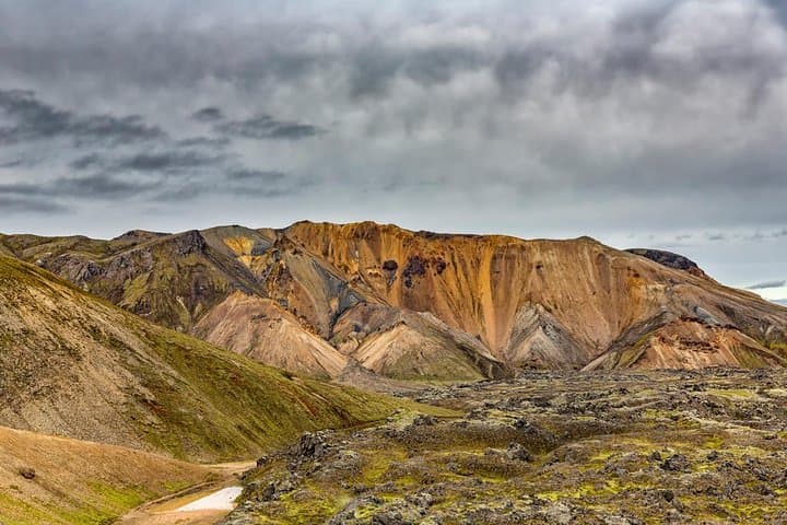 Landmannalaugar, photo infused day tour to the highlands
