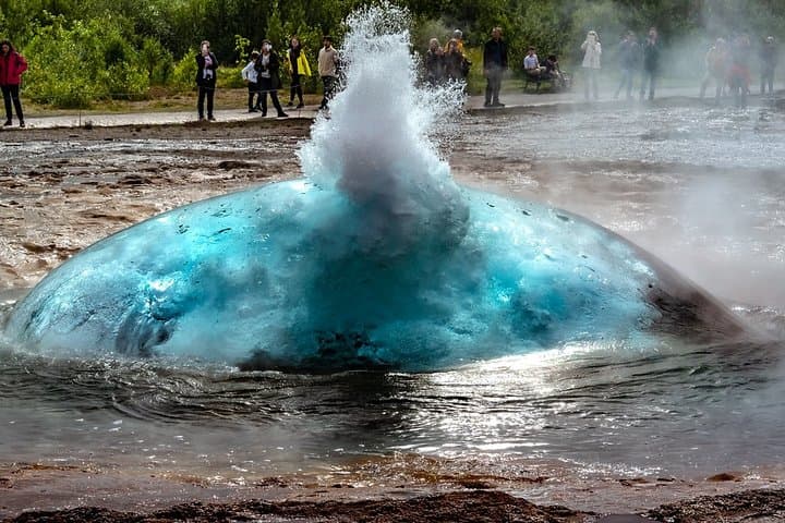 Private Golden Circle Tour from Reykjavik with Hotel pick up