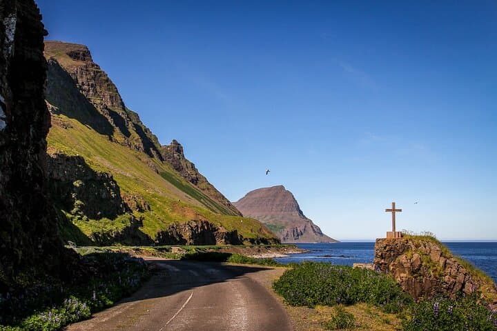 Guided private tour of Isafjordur and its fascinating rural surroundings