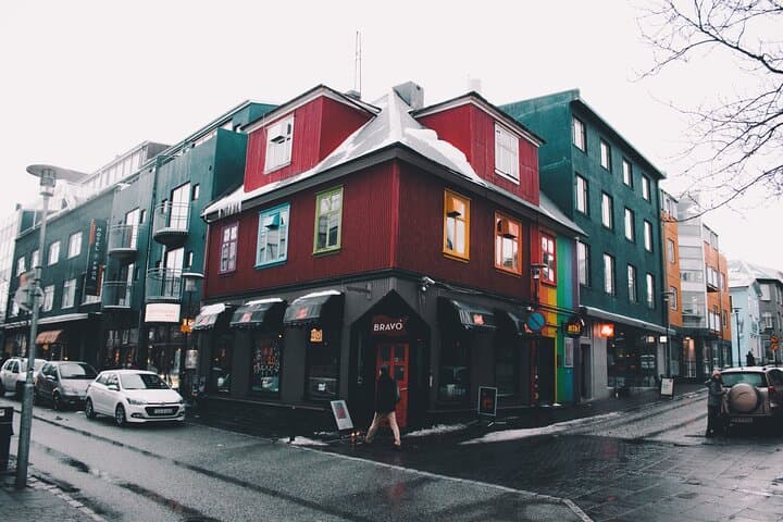 Explore Reykjavik in 60 minutes with a Local