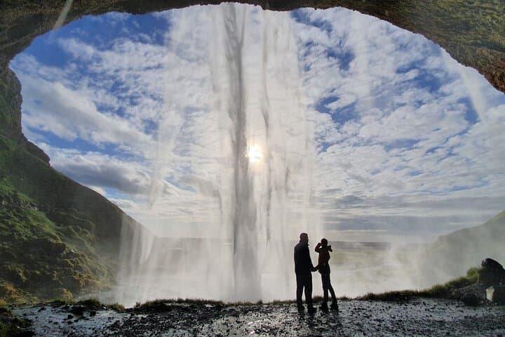 2-Day South Coast w/Glacier Hike & Jokulsarlon - Small Group Tour