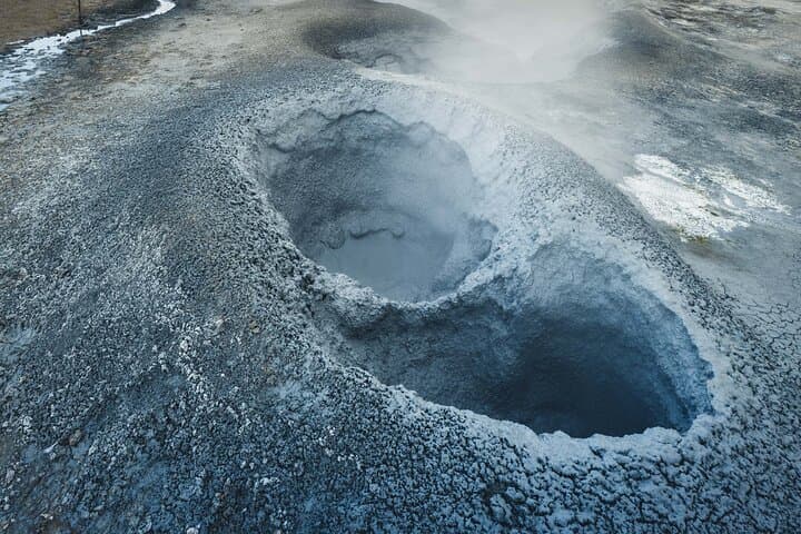 6 Days Self -Drive Tour with Pick Up - Hot Springs Iceland - 4x4 Campervan