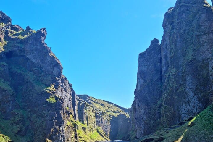 Private Tour to þórsmörk glaciers and waterfalls