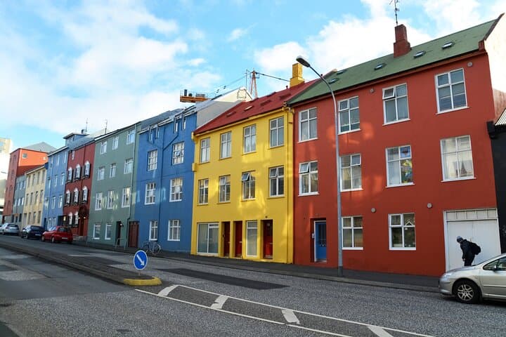 2 nights 3 days Weekend Getaway to Iceland for Morning Arrivals