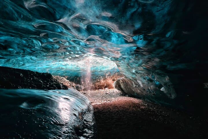 Jökulsárlón, Diamond Beach, Blue Ice Cave from Hofn Airport