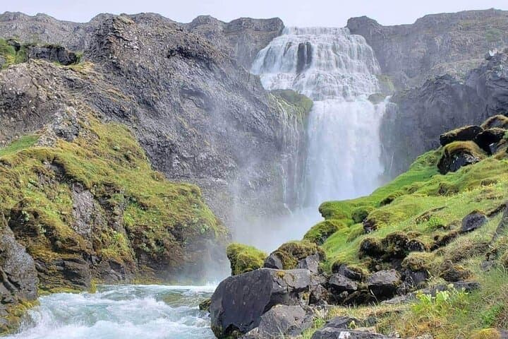 2 Days Private Super Jeep Tour to Landmannalaugar and Thorsmork