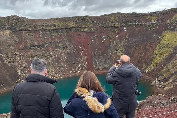 Private Guided Tour Golden Circle & Friðheimar Greenhouse Iceland