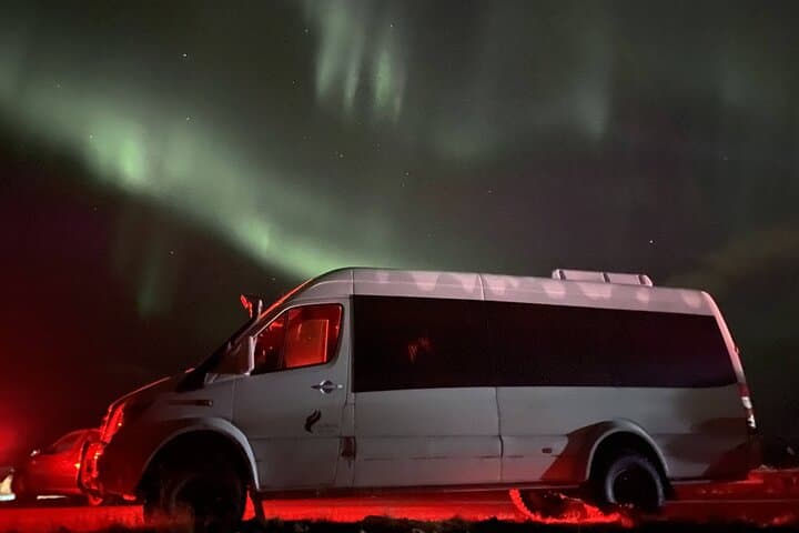 Private Tour Hunting for the Northern Lights in Reykjavík eng\rus