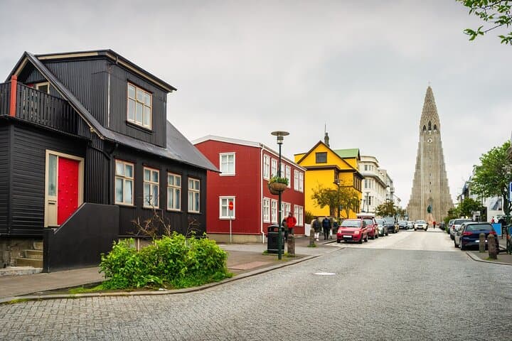 Private Cultural Walking Tour in Keflavik Coastal Heritage