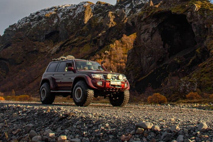 South Coast Tour & Glacier Hike | Private Super Jeep Tour