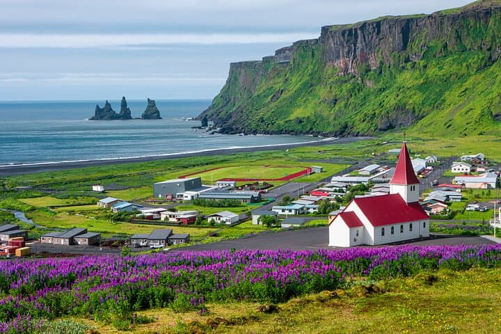 Private Glacier Lagoon & Diamond Beach Tour