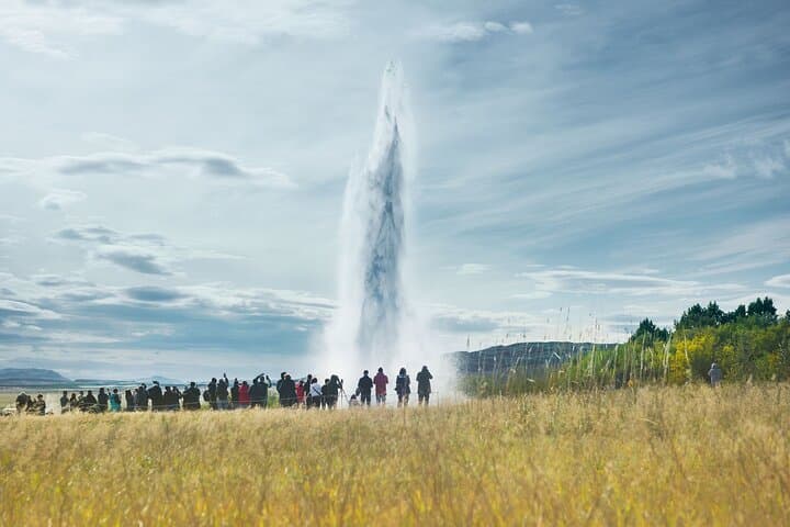 Golden Circle Classic Tour with Secret Lagoon Relaxation
