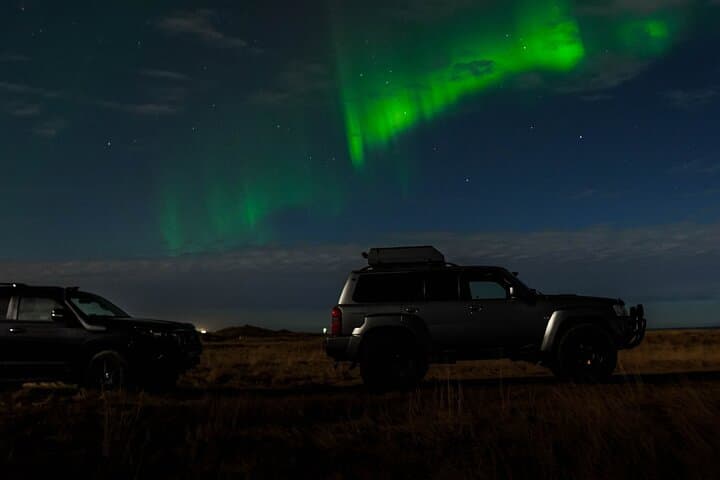 Northern Lights and Stargazing Small-Group Tour with Local Guide