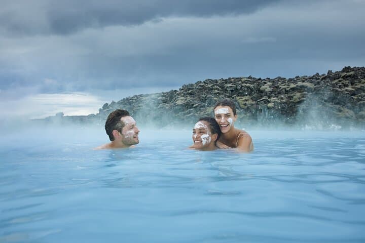 Blue Lagoon: Entry Ticket with Drink, Towel and Mud Mask