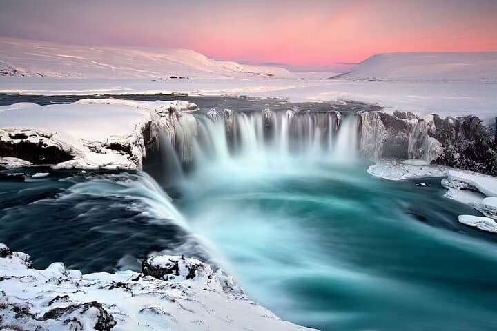Private Akureyri and Myvatn Baths (Up to 8 Pax)